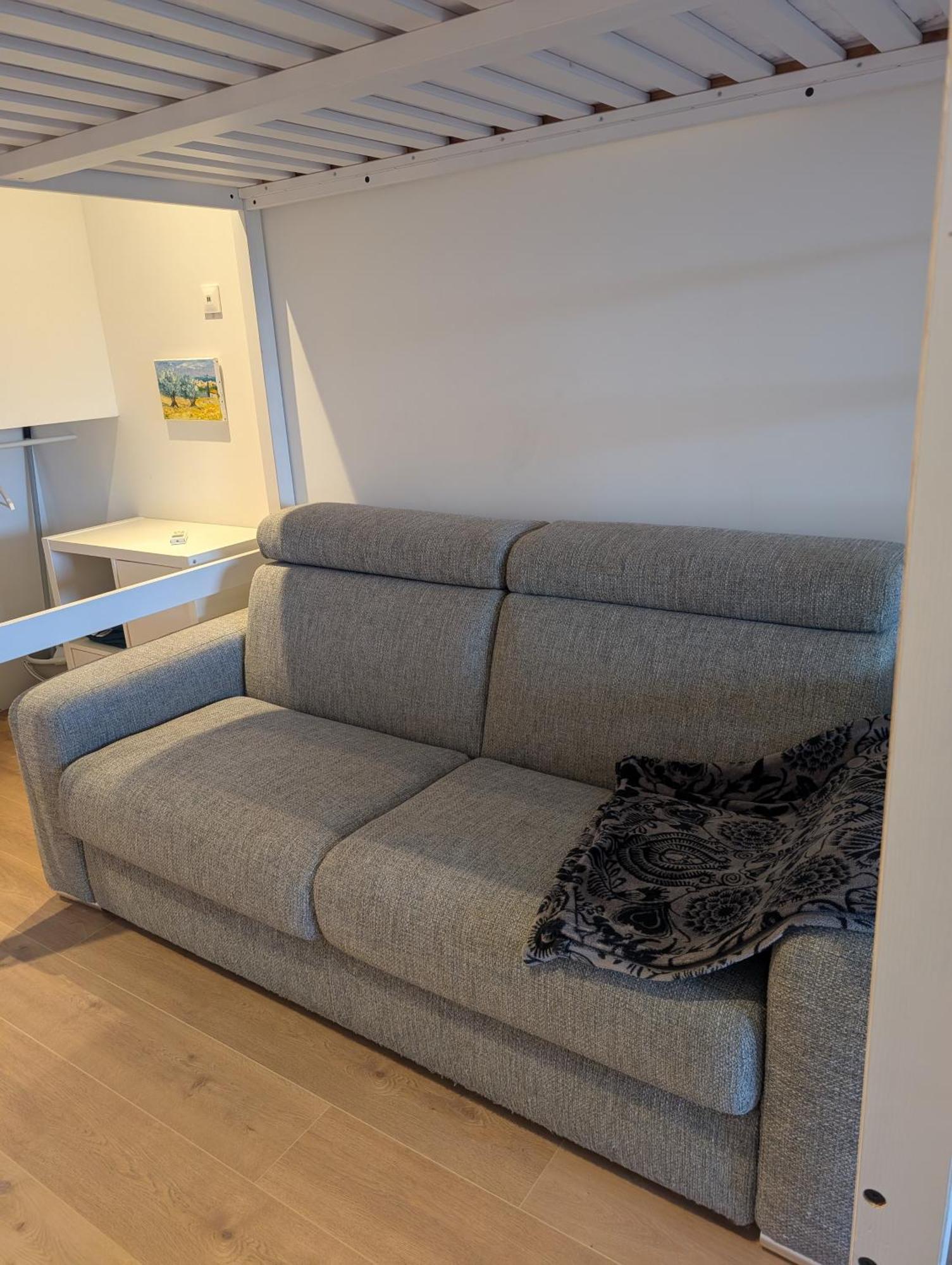 Independant Equipe Homestay